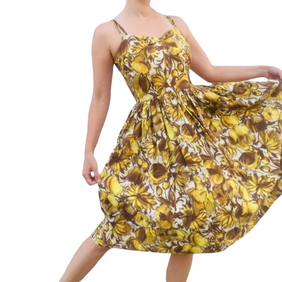 🌻Flower child dress🌻 - Picture 4 of 7